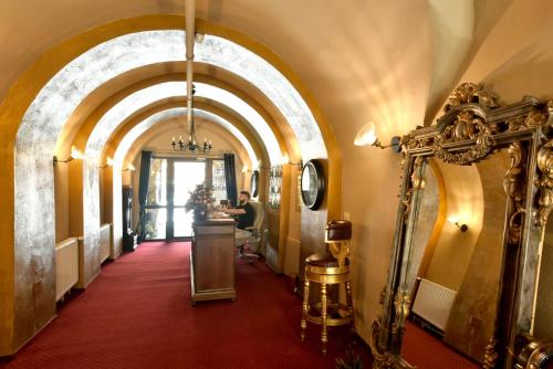 Lobby, Safrano Palace in Brasov