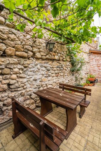Toni's Guest House - image 5