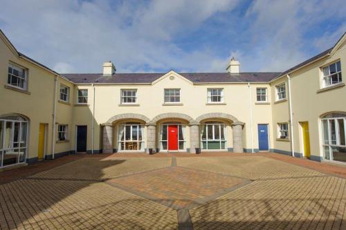 The Downshire Arms Apartments Hilltown