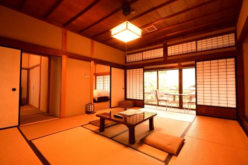 Japanese-Style Deluxe Family Room with Private Shower and Toilet