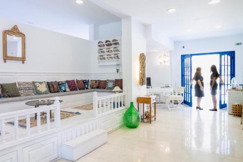 Lindos Sun Hotel - image 3