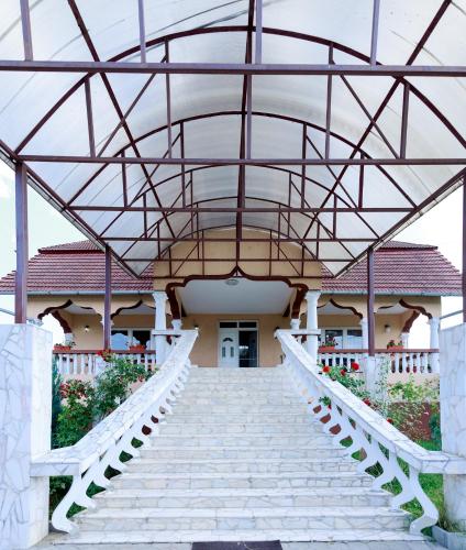 Giandra Resort - image 13