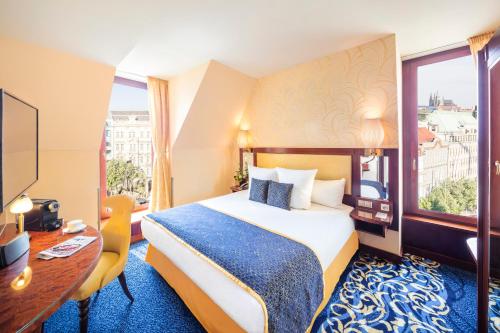 room detail thumbnail 0