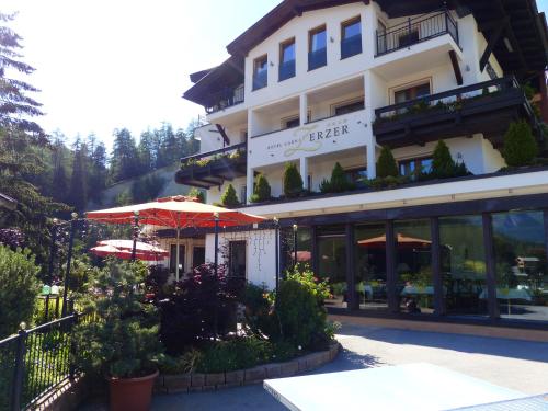 Hotel Garni Zerzer in Serfaus, Österreich