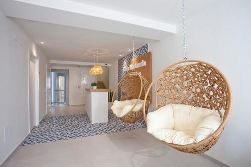 B&B S'illot - BJ Cala Morlanda Estudios - Bed and Breakfast S'illot