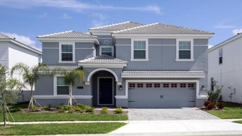 Luxury Pool Villa with Green View-8843IC’ in Davenport, USA