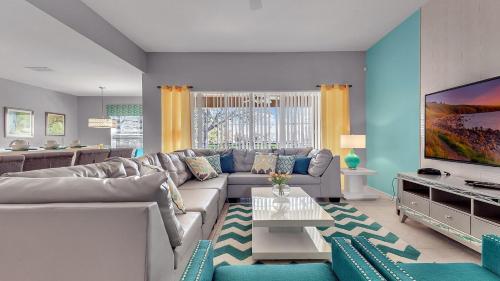 Windsor Hills Luxury Pool Villa Close to Disney- 7797BC in Orlando, USA