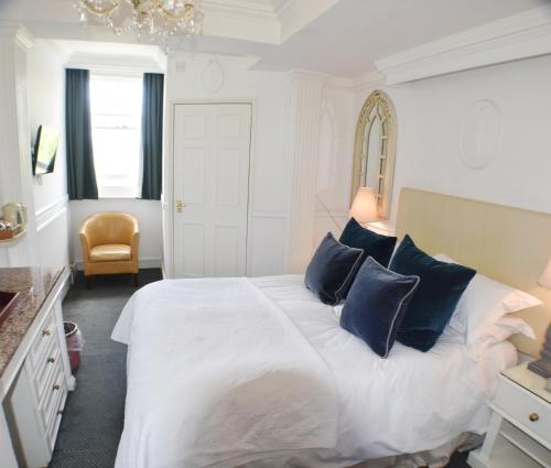 Rye Lodge Hotel - image 3