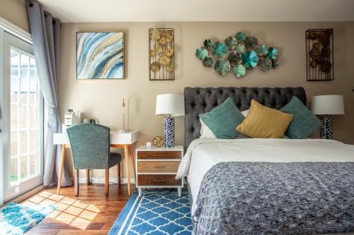 Comfortable, Family and Business Friendly 2BD/2BA House in North Austin Comfortable, Family and Business Friendly 2BD/2BA House in North Austin