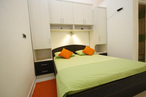  Apartment Love Story in Makarska