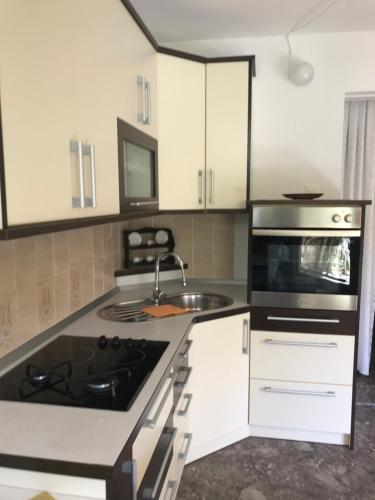 Apartment Sara M in กายัซ