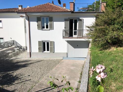  Casa in collina, Acqui Terme bei Cassinasco