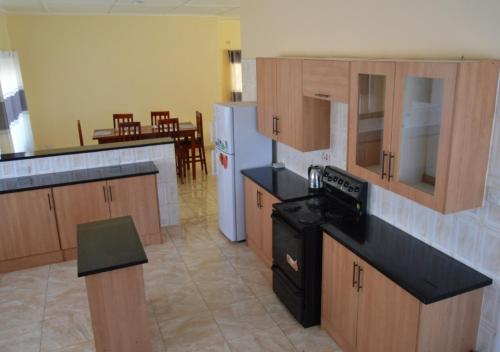 Four-Bedroom House room in Chitova’s Guesthouse