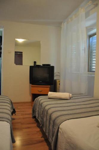 Apartments with a parking space Buzet, Central Istria - Sredisnja Istra - 17333, Buzet (Pinguente) (foto 5)