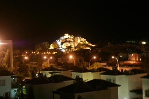 Mandalena Hotel Apartments - image 10