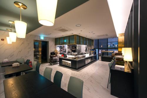 Best Louis Hamilton Hotel Changwon_2_image
