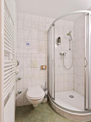 Hotel Bohemia by Vivere Stays - image 10