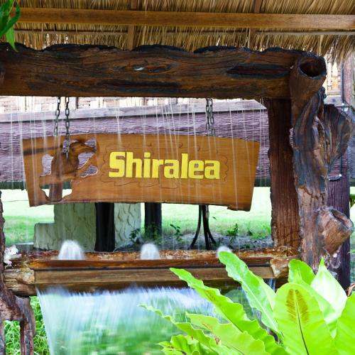 Shiralea Backpackers Resort