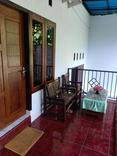 Sritanjung Homestay