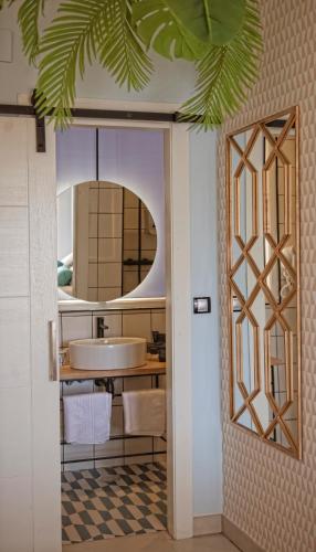 Amita Hotel Boutique - image 10
