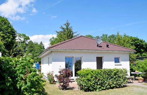 Ferienhaus Falkenhagen mit Garten