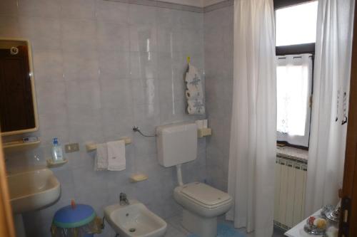 Il Laghetto Room Type - Twin Room