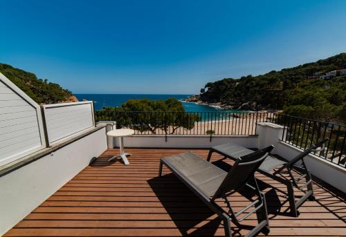 pludmale, Hotel Tamariu in Tamariu