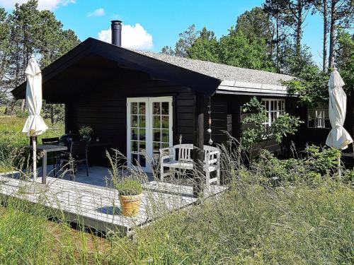  4 person holiday home in lb k, Pension in Ålbæk