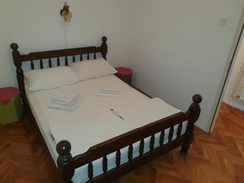 Apartment Ervin - Novalja
