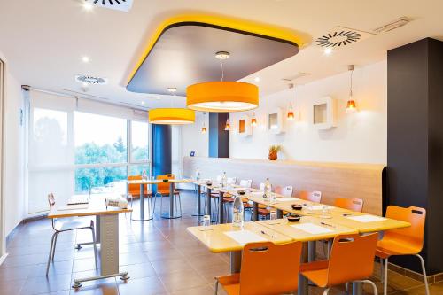 Tárgyalóterem/bálterem, ibis budget Oviedo in Oviedo