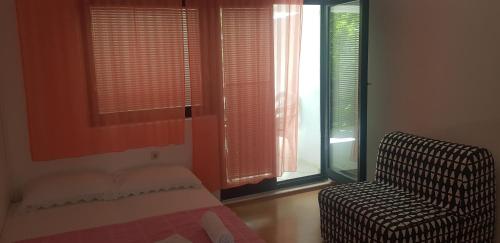  Apartment Mari - Crna Punta, Pension in Kruševo bei Viguzico