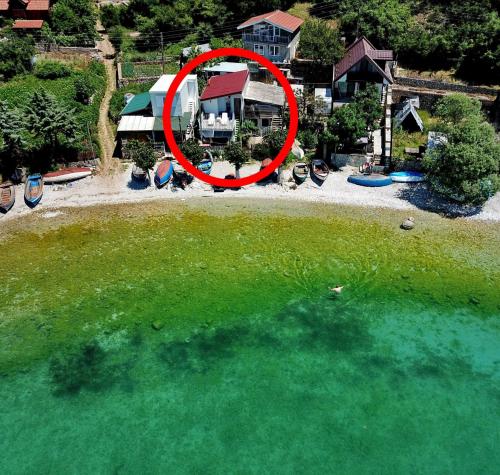 A szálláshely kívülről, Apartments Krste in Trpejca