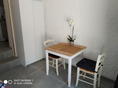 Létesítmények, Studio Sausset les pins in Sausset-Les-Pins