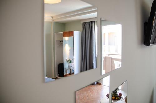 Girogiali beach hotel - image 14