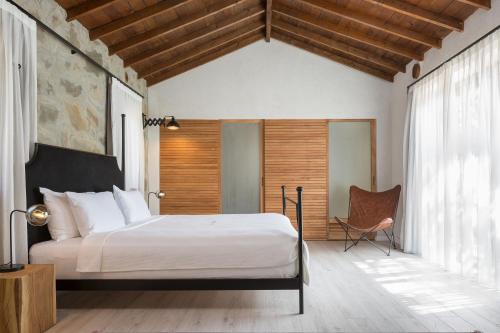 Gillham Vineyard Hotel - image 5