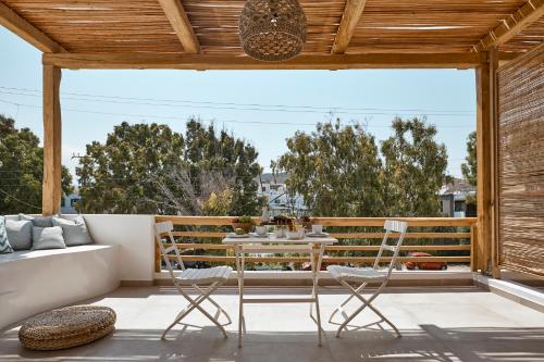 Facilities, Arco Solium Suites in Milos Island