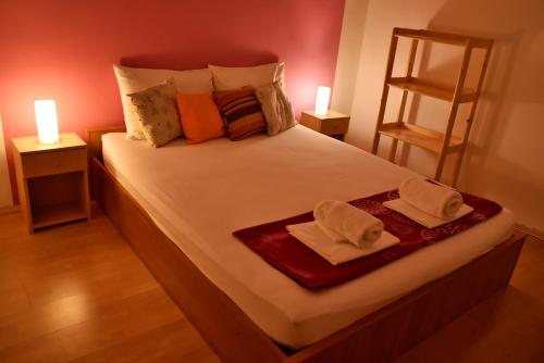 Rooms and Apartments Galeb -Salt Lake view - image 4