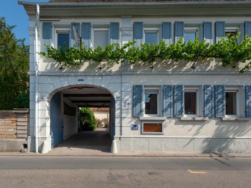 Gästezimmer im Weingut Wolf in Großkarlbach, Deutschland