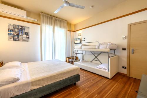 Hotel St Gregory Park - image 4