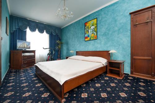 Brioni Suites - image 9