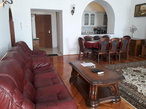  Piac Utcai Apartman 2 in Debrecen
