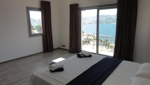 Ultra Luks Villa