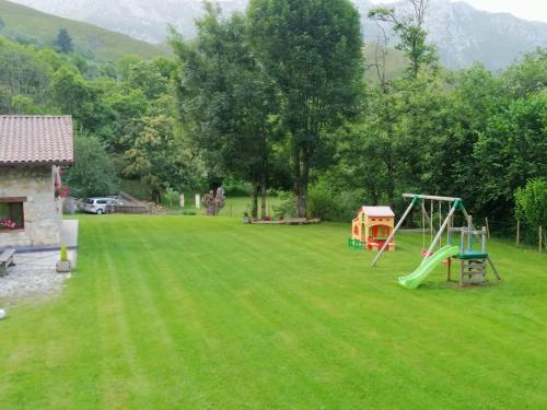  Casa Rural El Pardo Capero, Unterkunft in Arenas de Cabrales