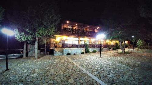 Viesnīcas āriene, Perneia Rooms in Askas