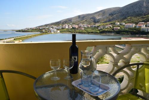 Rooms and Apartments Galeb -Salt Lake view - image 8