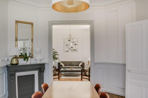 Maison Qui s'y frotte s'y pique gîte à louer Bois le Brulé