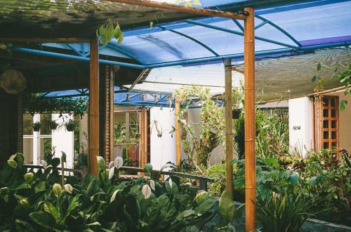 Iekārtas, Mirisbiris Garden and Nature Center in Santo Domingo (Albay)