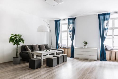 Tomasza 20 Apartment 140m2, Краков
