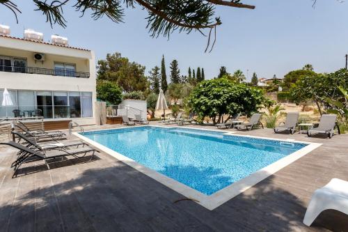 Coral Bay Sea Breeze Apartments - 3 Bedroom Apartment, Peja (zdjęcie 3)