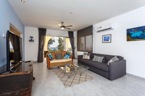 Coral Bay Sea Breeze Apartments - 3 Bedroom Apartment, Peja (zdjęcie 10)
